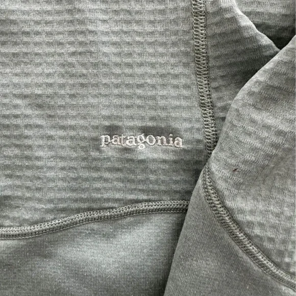 Patagonia R1 waffle pullover - Picture 5 of 6